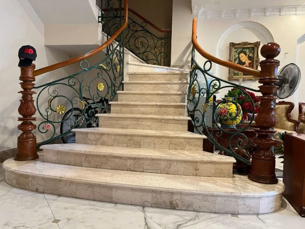 Bán biệt thự 48/82 Hồ Biểu Chánh, P.11, Phú Nhuận - hình 2