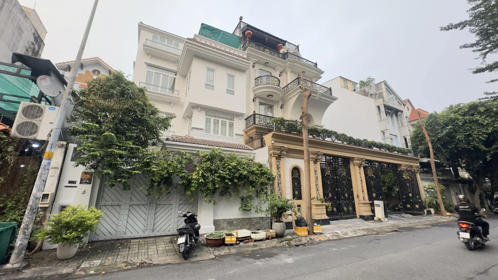 Bán nhà mặt tiền 208 Hoa Lan, P.2, Phú Nhuận - hình 3